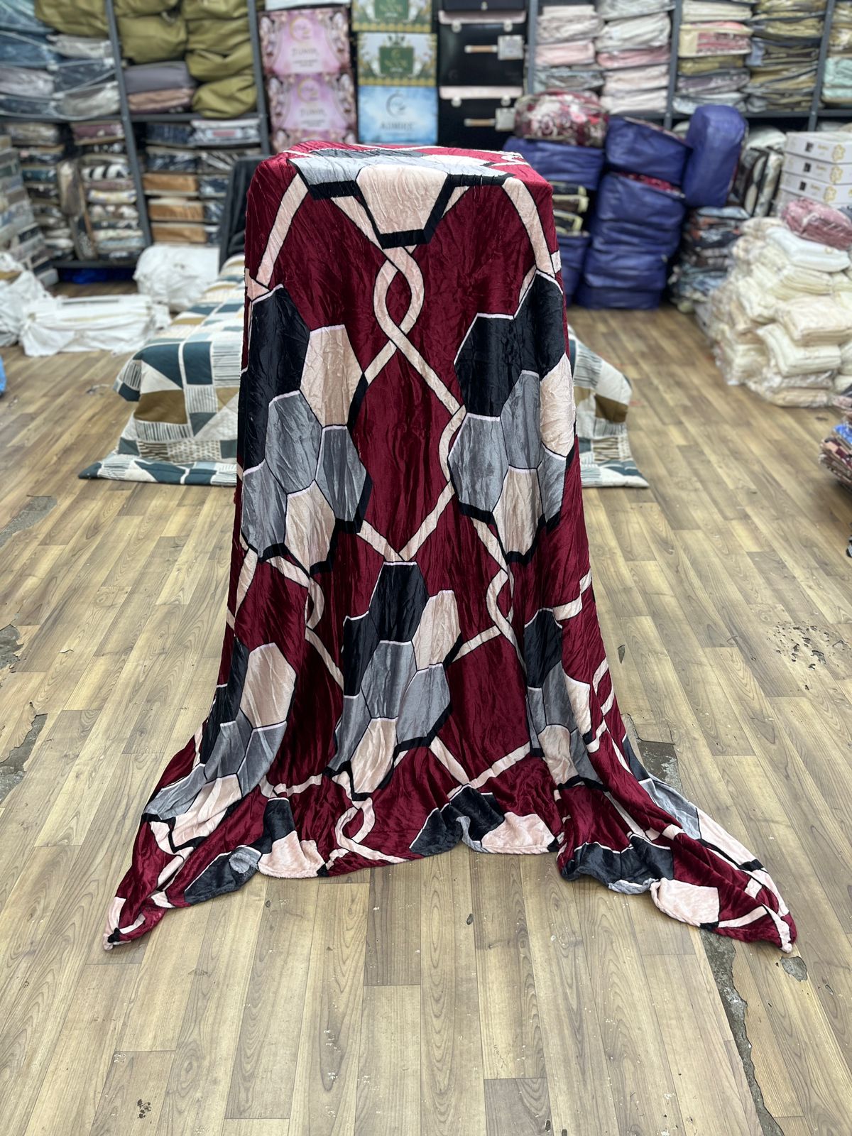 Crimson Geo Luxe Towel – Burgundy with Geometric Hexa-Weave Pattern