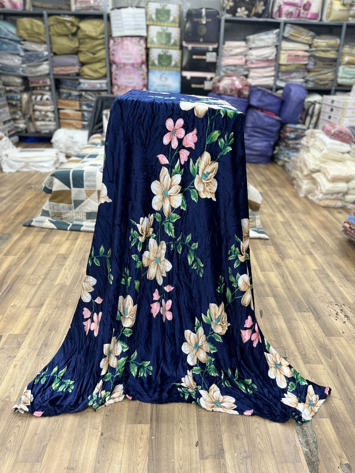 Midnight Garden Velvet Towel – Navy Bloom Edition