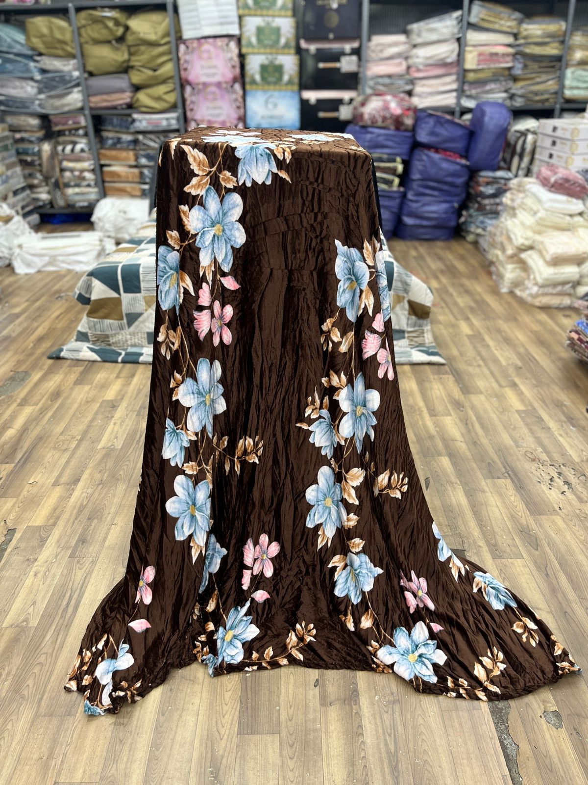 Cocoa Bloom Velvet Towel – Rich Brown with Sky Blue & Blush Flowers